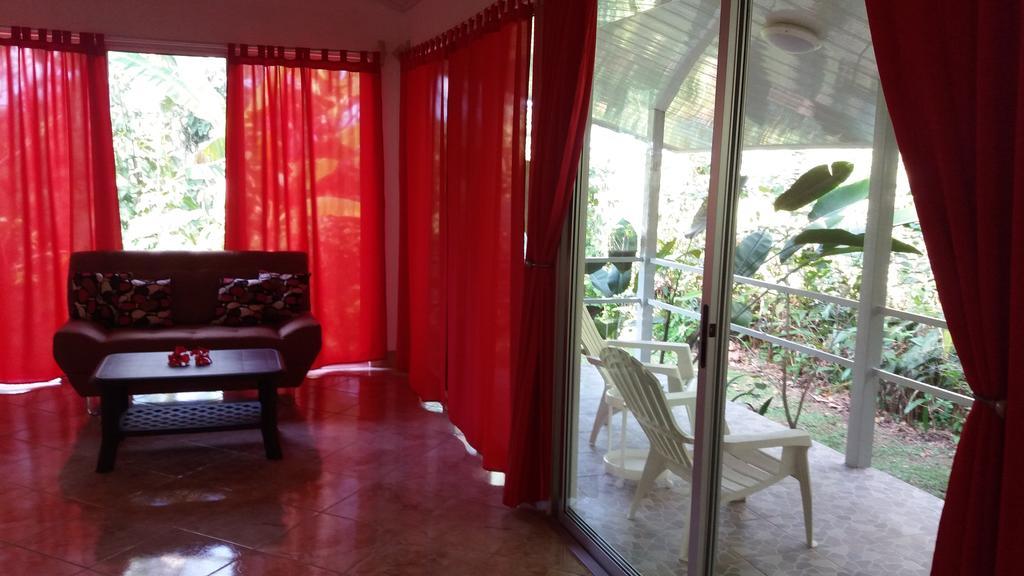 Tropical Paradise Bungalows Pital  Exterior photo