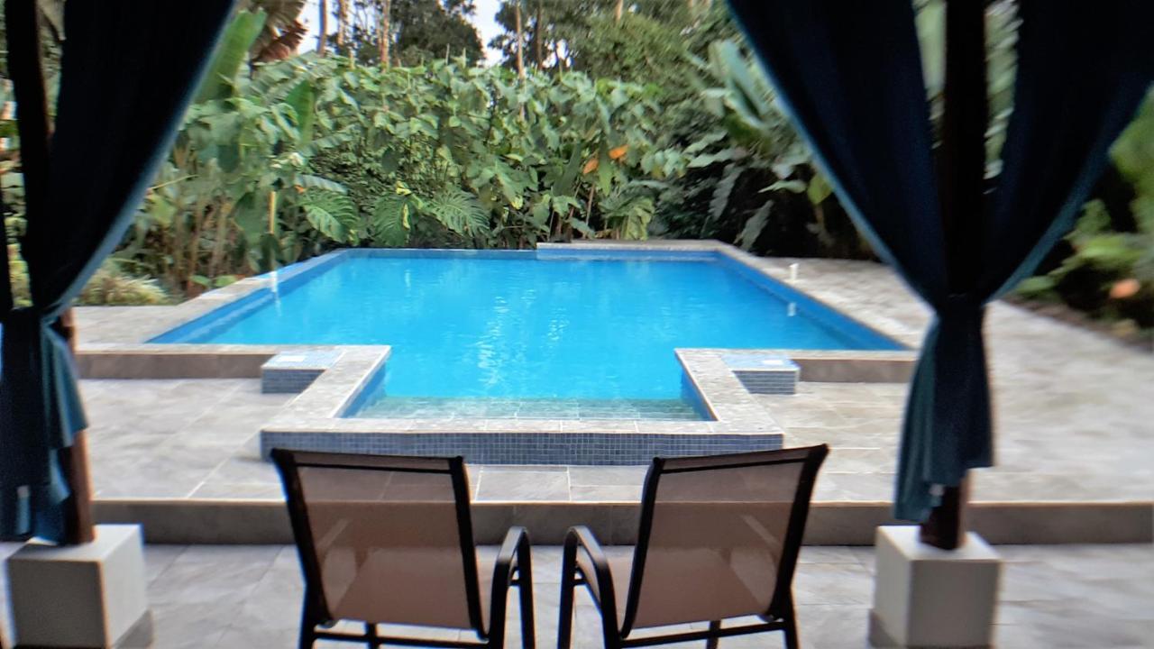 Tropical Paradise Bungalows Pital  Exterior photo